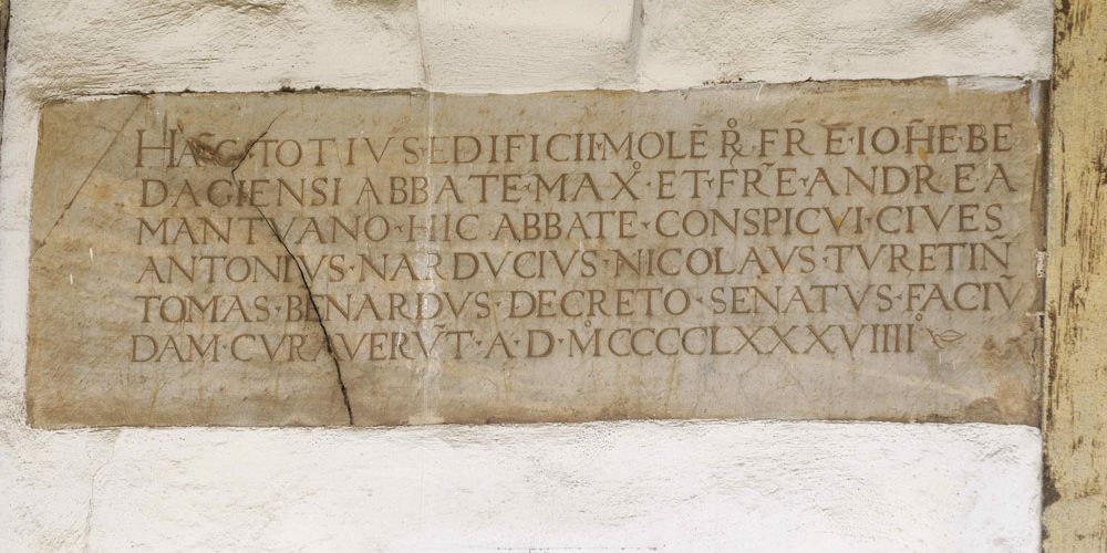 52. Epigrafe costruzione del monastero